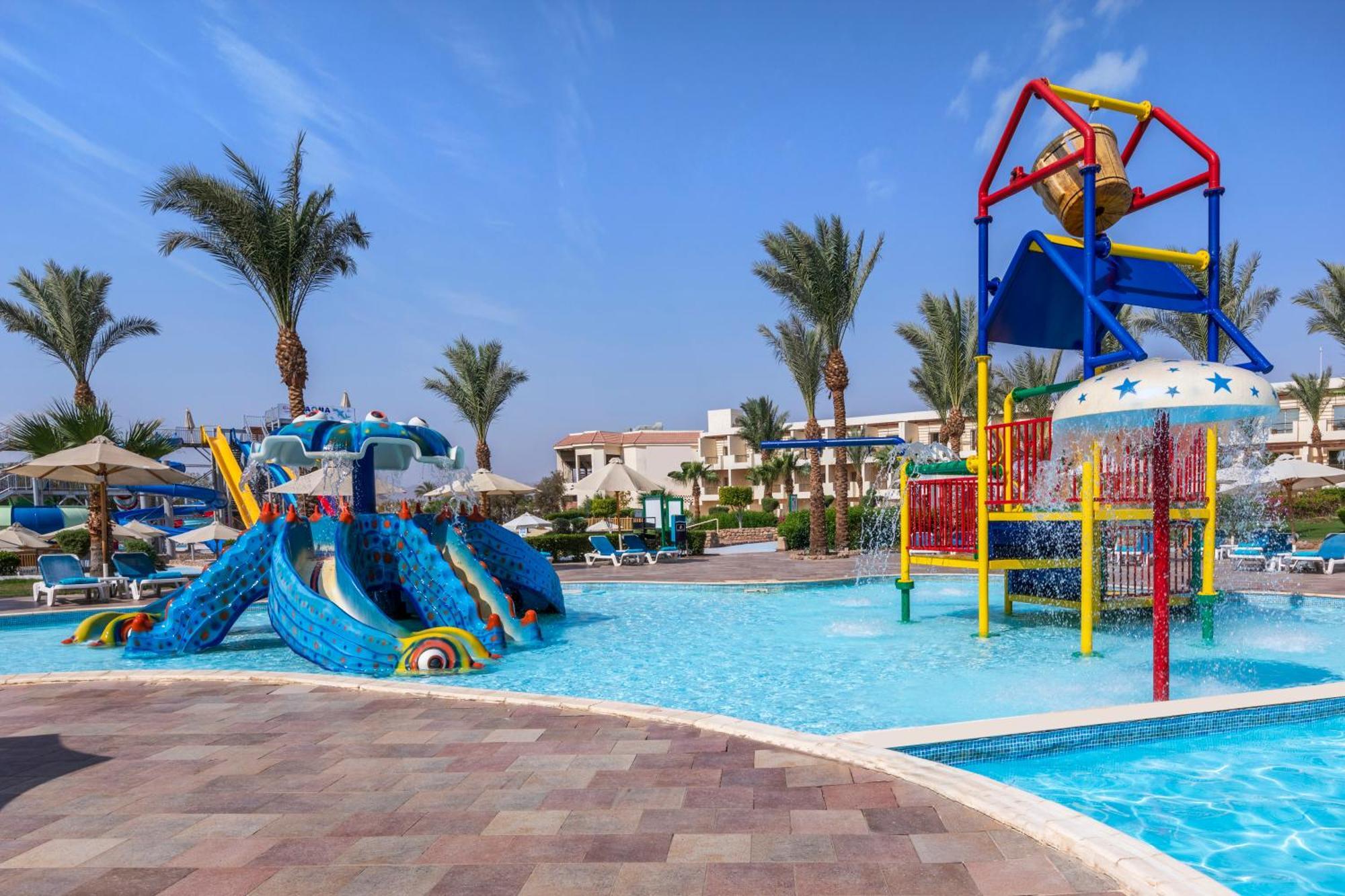 Xperience Kiroseiz Aquapark Premier-Naama Bay Hotel Sharm El Sheikk Exterior foto Aqua Park at the Hilton Hurghada